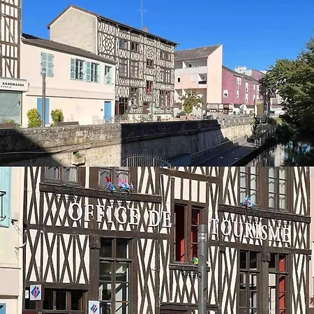 Feriehus Demeure La Belle Epoque, Sauna Et Billard Francais Châlons-en-Champagne